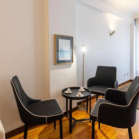 Charmy Rodrigues Lobo Ii By Unique Hosts * Porto