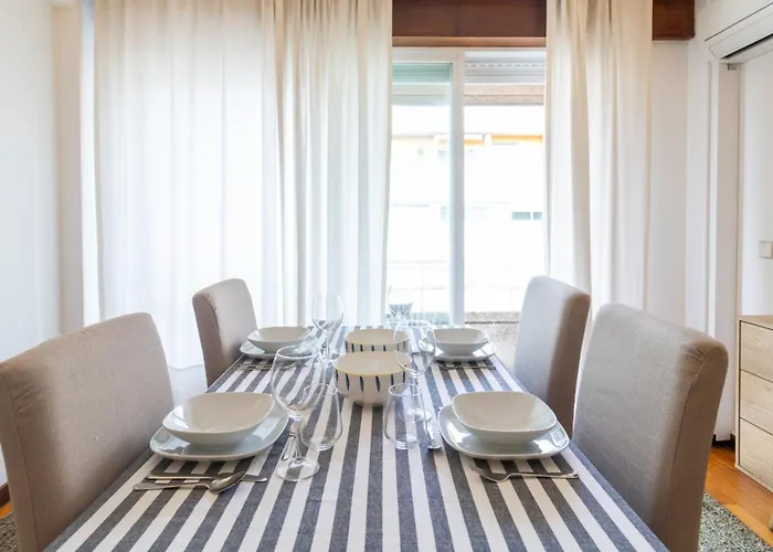 Charmy Rodrigues Lobo Ii By Unique Hosts * Porto