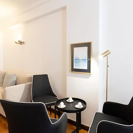 Charmy Rodrigues Lobo Ii By Unique Hosts * Porto