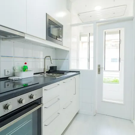 Charmy Rodrigues Lobo Ii By Unique Hosts * Porto