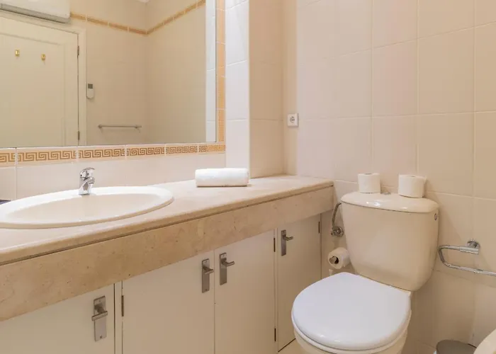 Charmy Rodrigues Lobo Ii By Unique Hosts Oporto